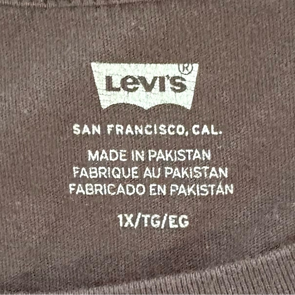Levi's Black Green Camo Batwing Logo Tee Shirt Women Plus Size 1X Short Sleeve - Picture 8 of 13